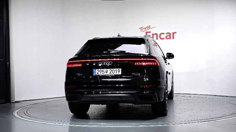 car Audi Q8 id349038 photo #4