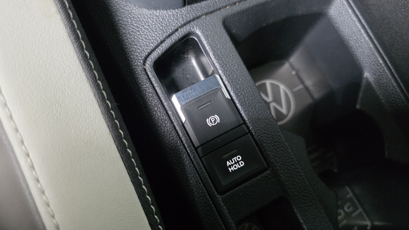 car Volkswagen T-Roc id349087 photo #18