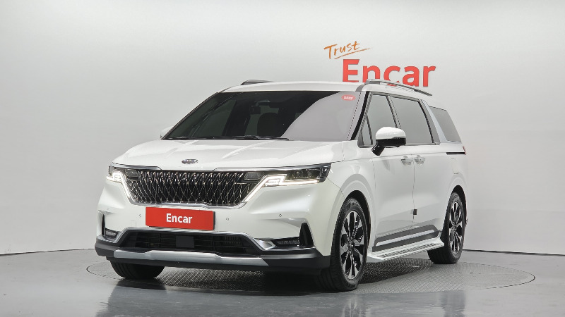 car KIA Carnival id349120 main photo