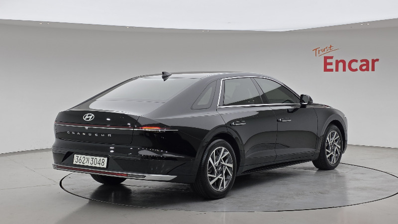car Hyundai Grandeur id349178 photo #2