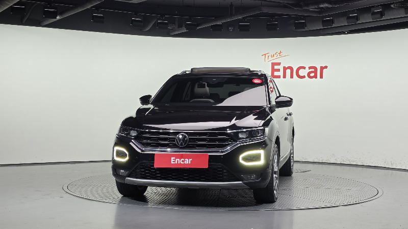 car Volkswagen T-Roc id349271 photo #3