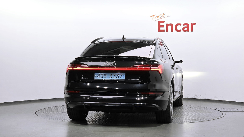 car Audi e-tron id349454 photo #4