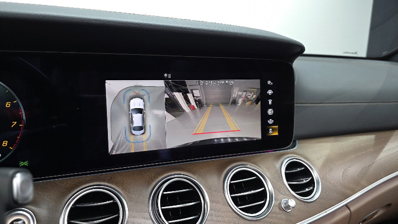 car Mercedes E-Class id349537 photo #15