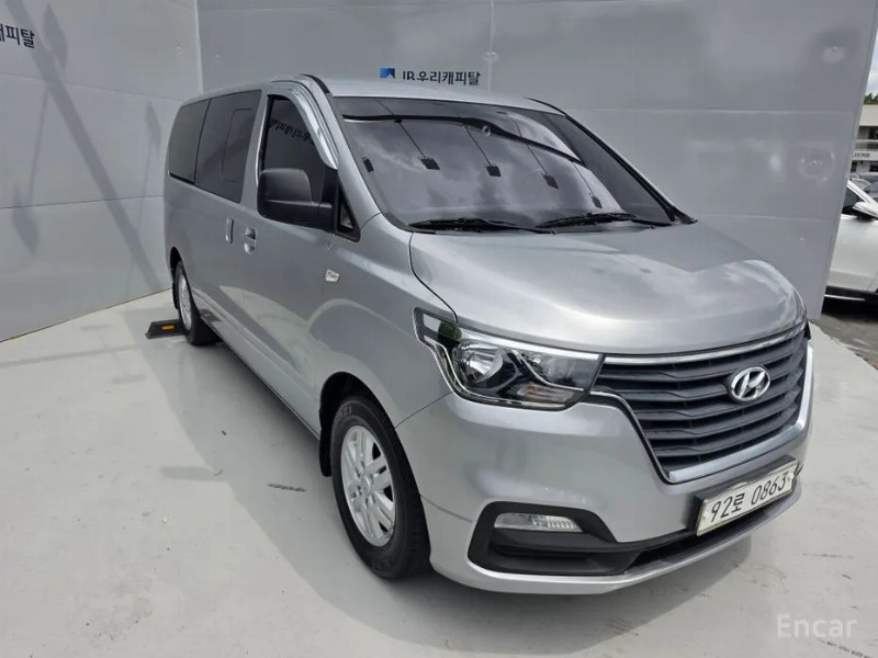 car Hyundai Grand Starex id349718 photo #2