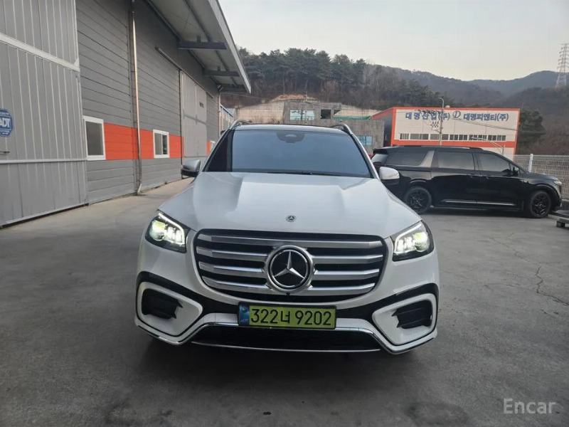 car Mercedes GLS-Class id349795 main photo