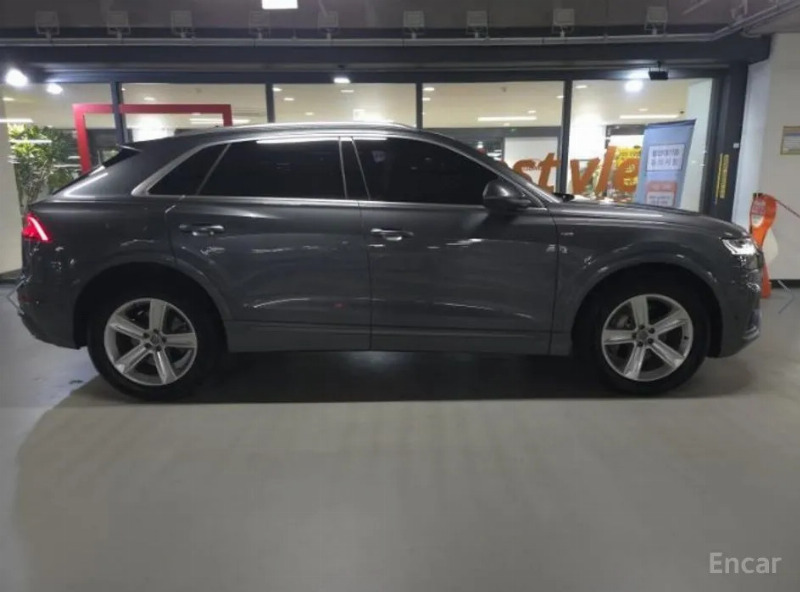 car Audi Q8 id349911 photo #3