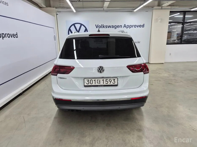 car Volkswagen Tiguan id350033 photo #4