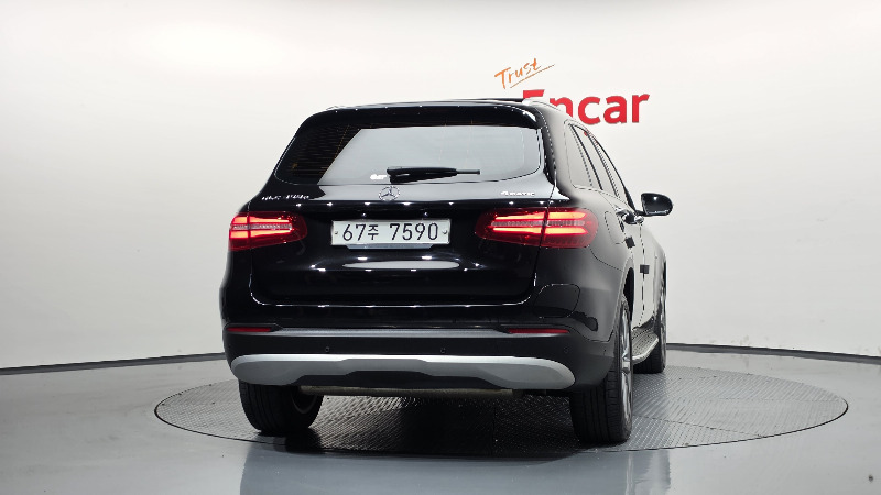 car Mercedes GLC id350081 photo #4