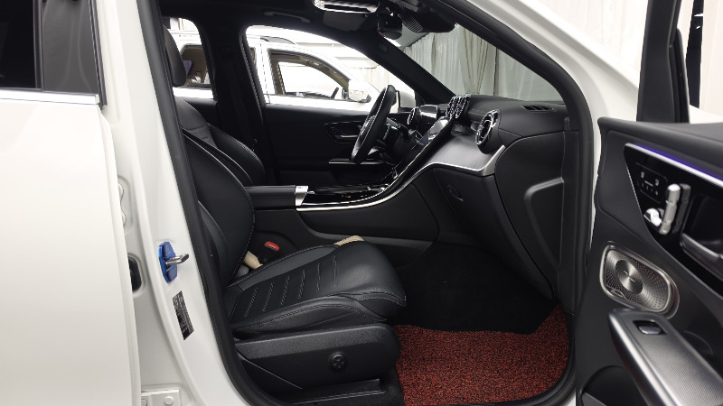 car Mercedes GLC id350084 photo #11