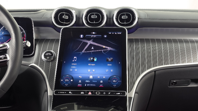 car Mercedes GLC id350084 photo #14