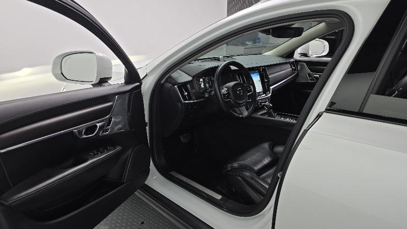 car Volvo V90 id350091 photo #10