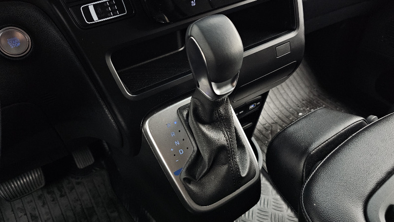 car Hyundai Staria id350104 photo #9