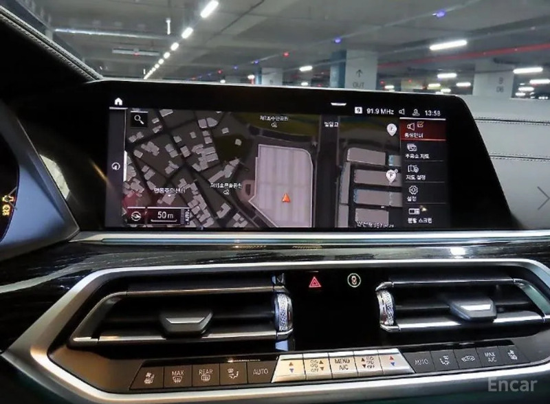 car BMW X7 id350185 photo #13