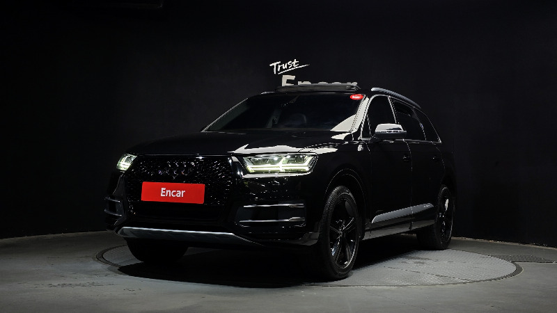 car Audi Q7 id350355 main photo