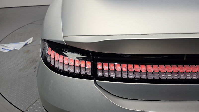 car Hyundai IONIQ 6 id350433 photo #23