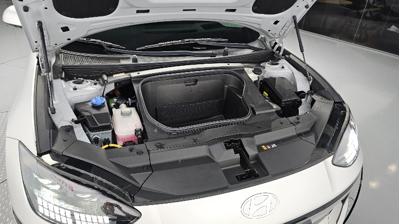 car Hyundai IONIQ 6 id350433 photo #6