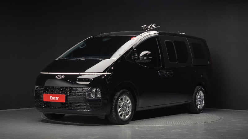 car Hyundai Staria id350555 main photo