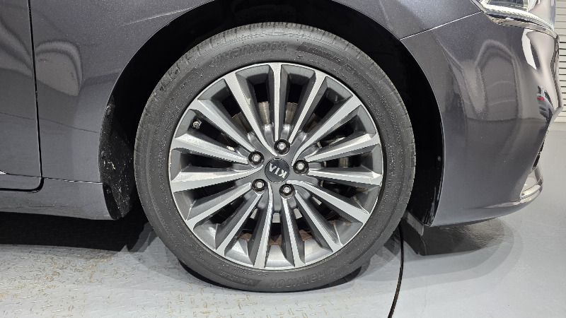 car KIA K7 id351243 photo #5