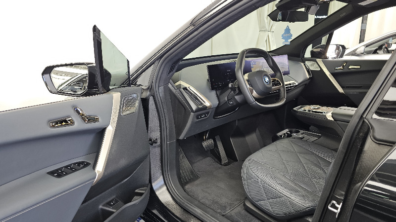 car BMW iX id351502 photo #10