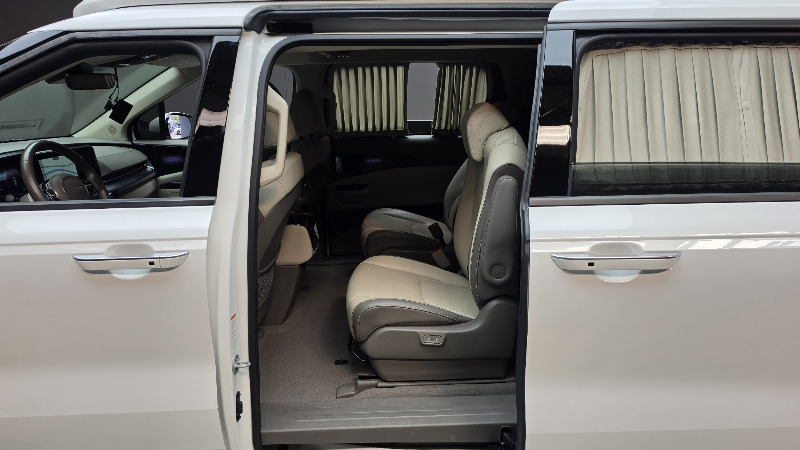 car KIA Carnival id351572 photo #26