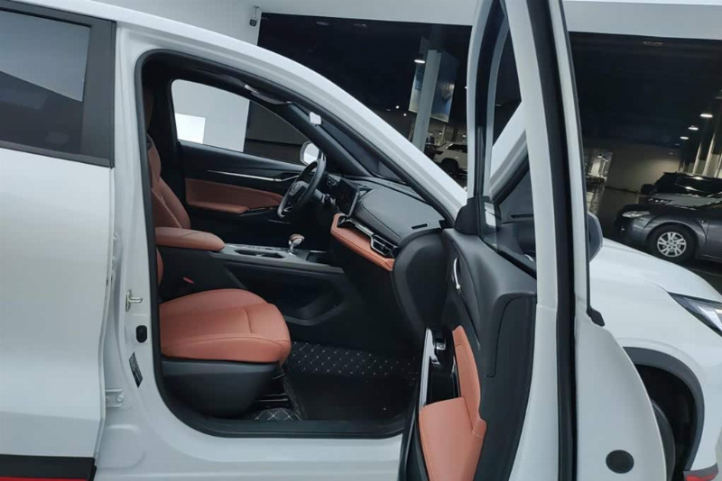 car Changan X5 PLUS id352043 photo #8