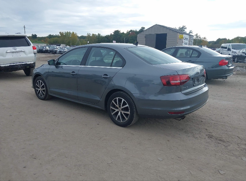 car Volkswagen Jetta id352138 photo #3