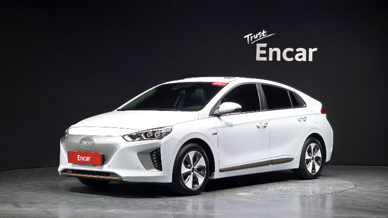 car Hyundai IONIQ id352762 main photo
