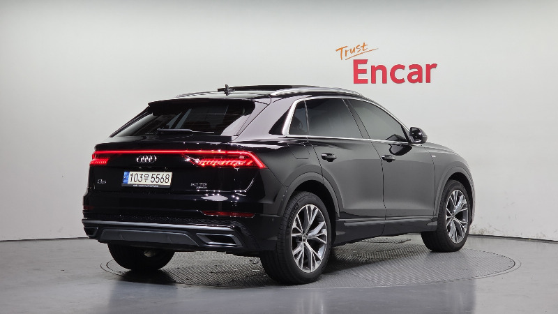 car Audi Q8 id352969 photo #2
