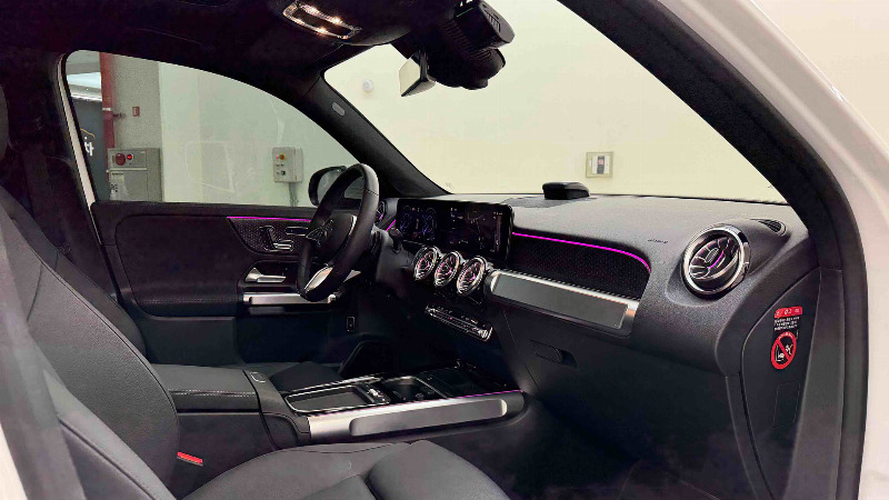 car Mercedes EQB id353084 photo #18