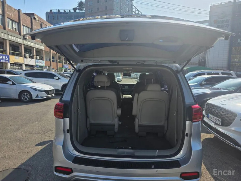 car KIA Carnival id353090 photo #14