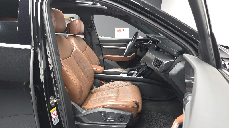 car Audi e-tron id353106 photo #11