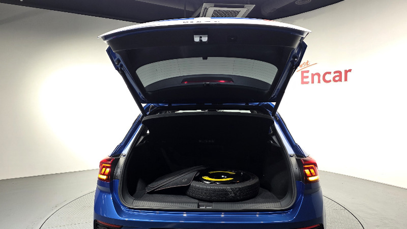 car Volkswagen T-Roc id353213 photo #19