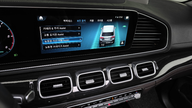 car Mercedes GLE id353389 photo #16