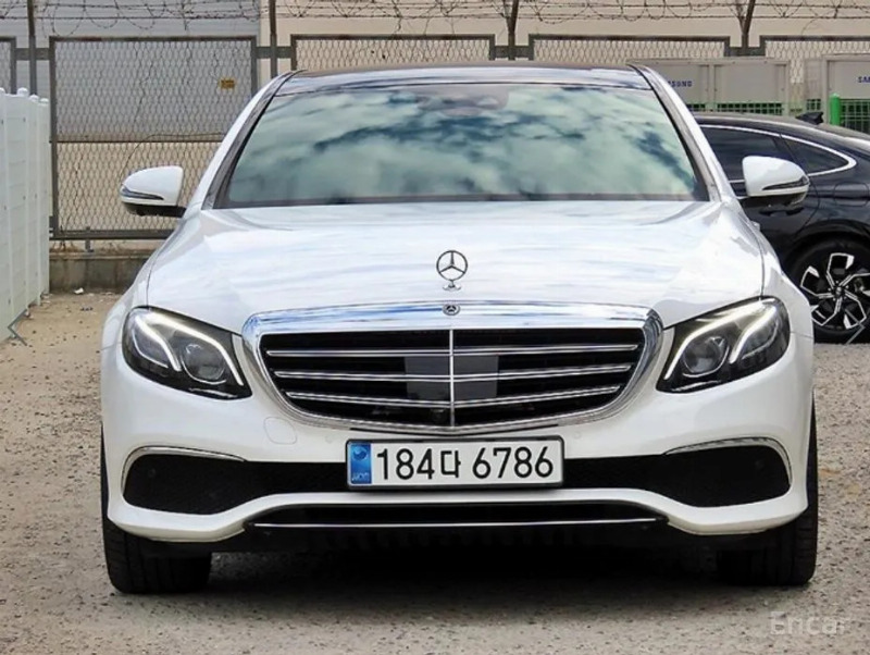 car Mercedes E-Class id353464 photo #2