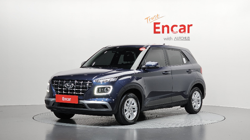 car Hyundai Venue id353559 main photo