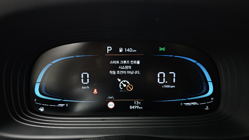 car Hyundai Venue id353559 photo #8