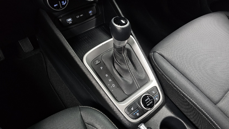 car Hyundai Venue id353559 photo #9