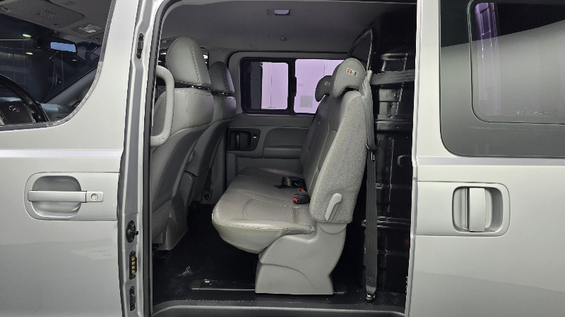 car Hyundai Grand Starex id353562 photo #12