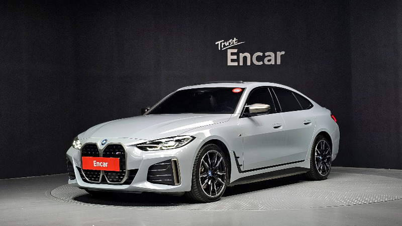 car BMW i4 id353617 main photo