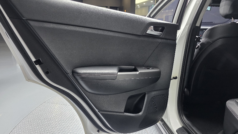 car KIA Sportage id353670 photo #25