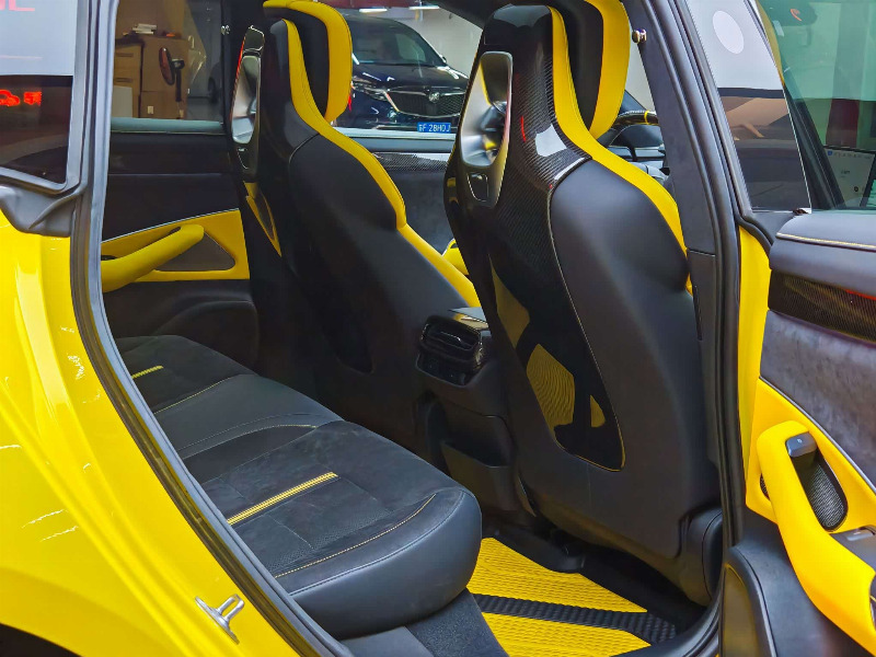car Xiaomi SU7 Ultra id353684 photo #17