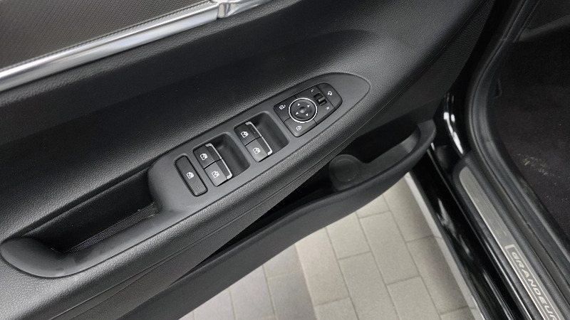 car Hyundai Grandeur id353728 photo #29