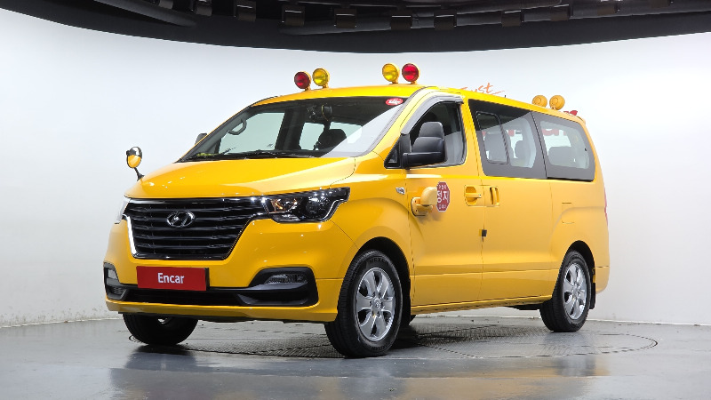 car Hyundai Grand Starex id353797 main photo