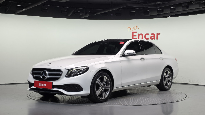 car Mercedes E-Class id353826 main photo