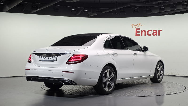 car Mercedes E-Class id353826 photo #2