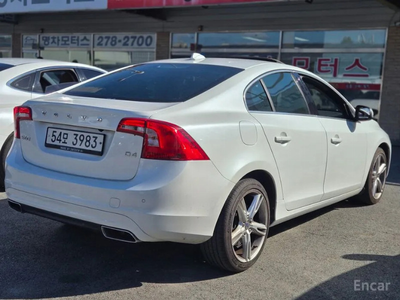 car Volvo S60 id353884 photo #3