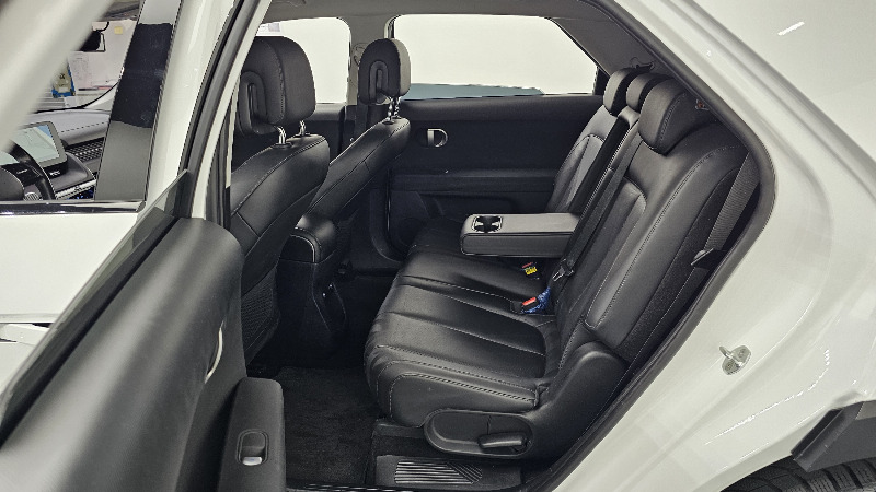 car Hyundai IONIQ 5 id353921 photo #12