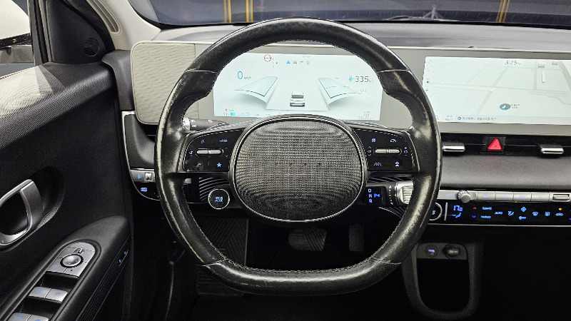 car Hyundai IONIQ 5 id353921 photo #13