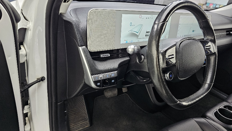car Hyundai IONIQ 5 id353921 photo #17