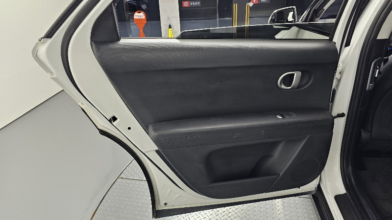car Hyundai IONIQ 5 id353921 photo #25